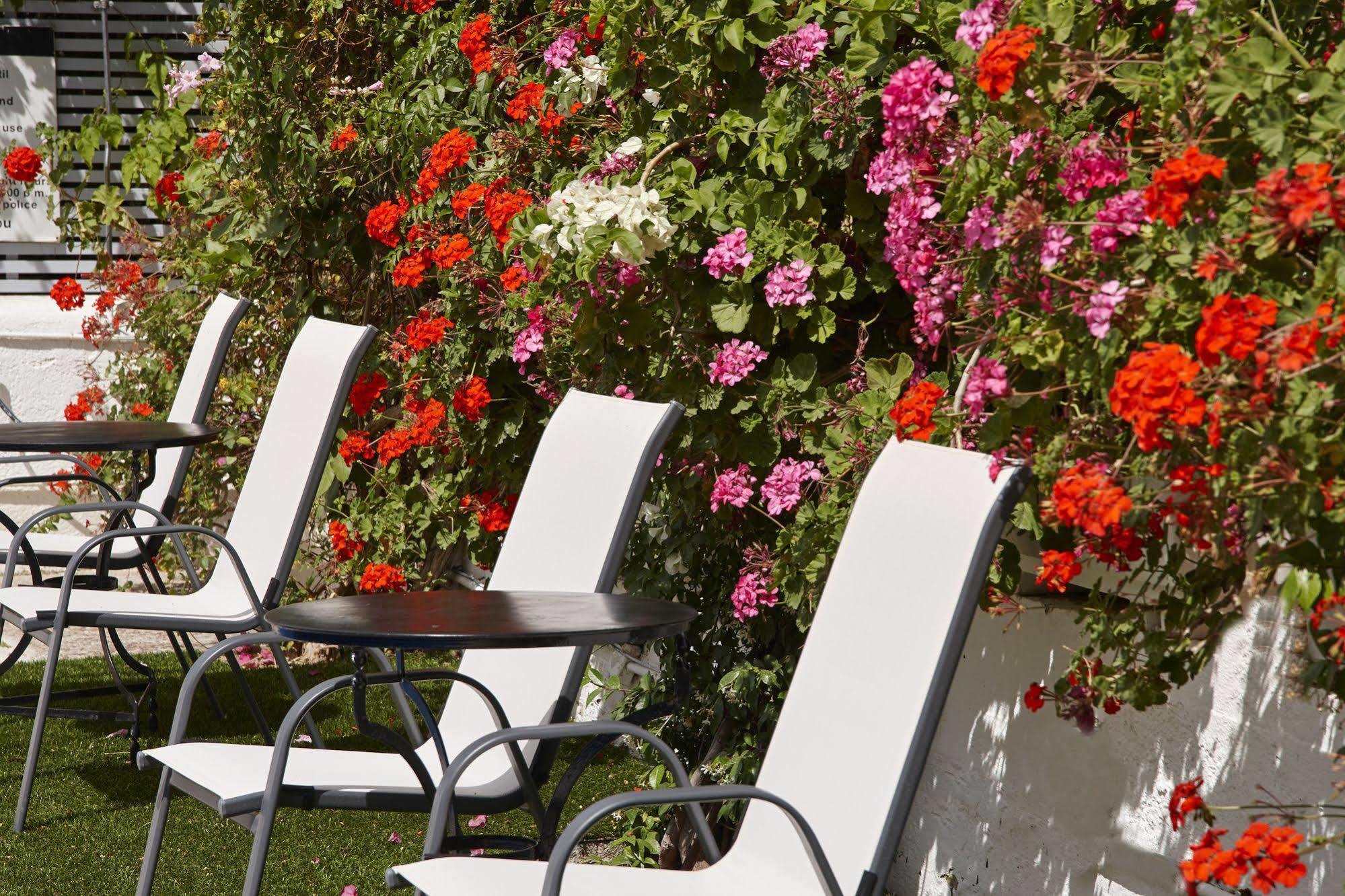 Spetses Retreat Accommodation Exterior photo