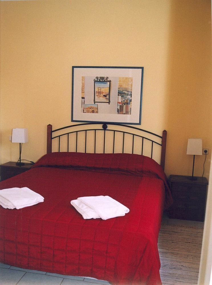 Spetses Retreat Accommodation Exterior photo
